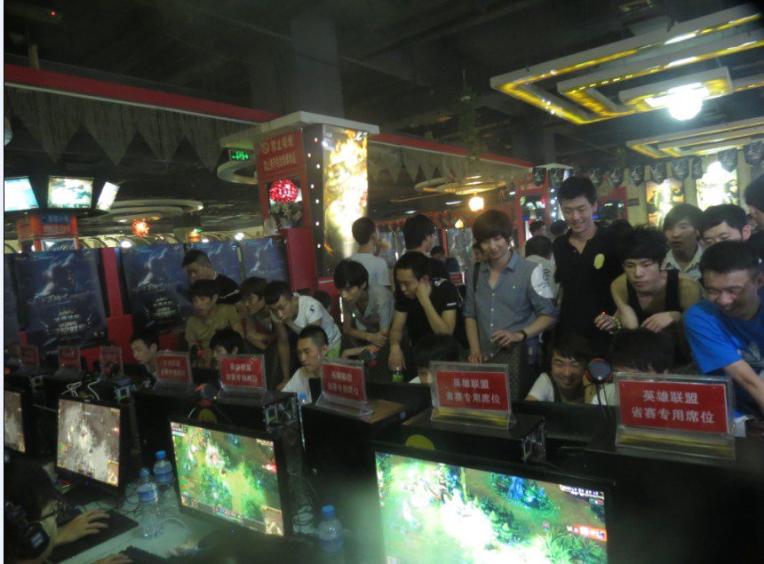 德州扑克高手弃牌弃得很干脆（德州扑克高手弃牌毫不犹豫）